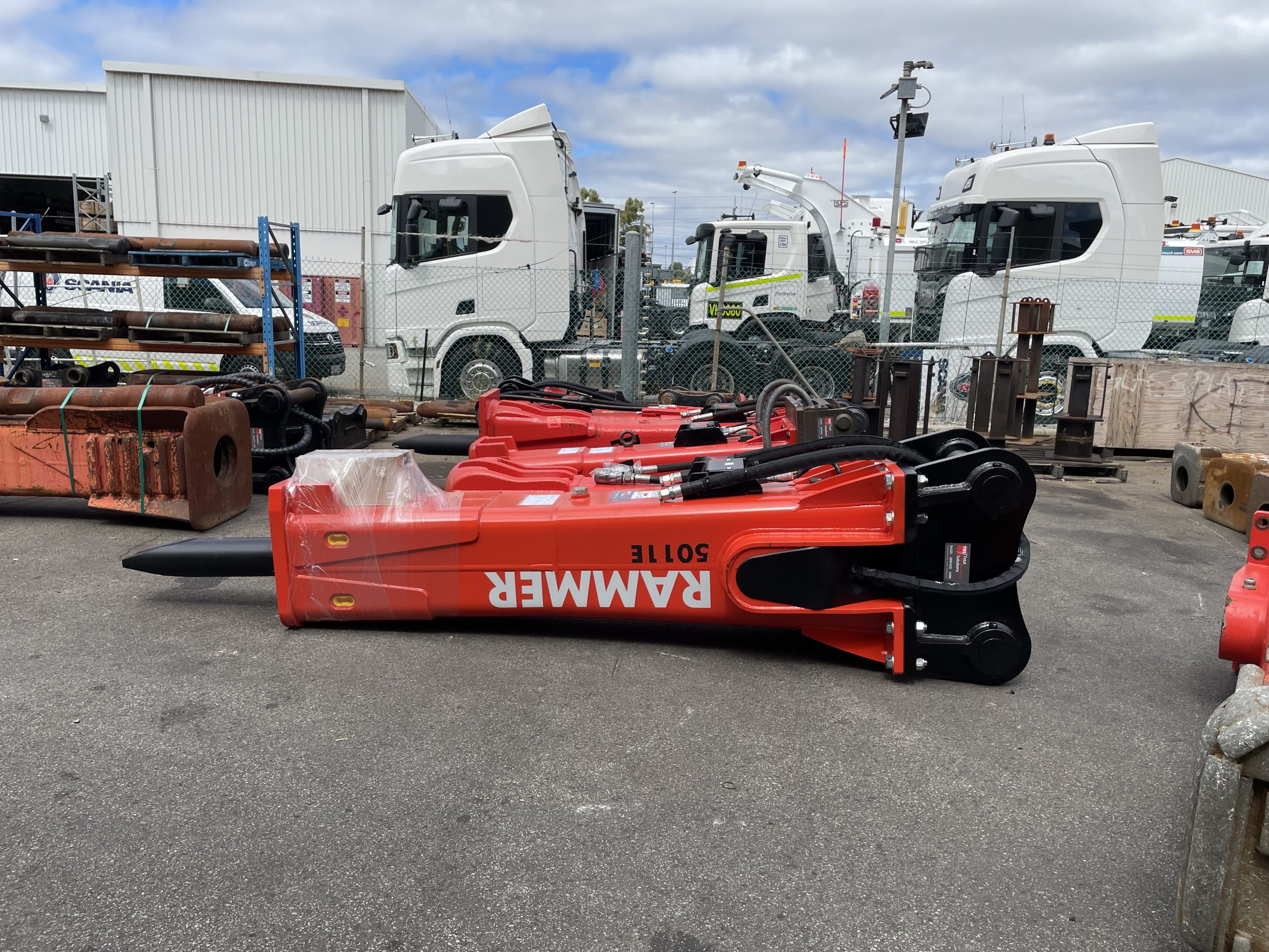Home 5011 Rockhammer attachment 60-70Tonne Machine